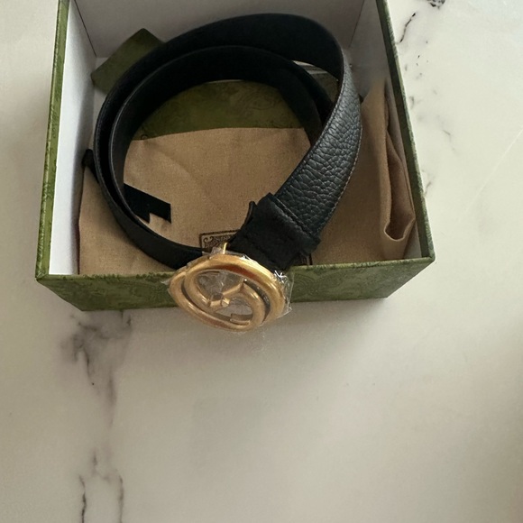 Gucci Black Leather Belt with Gold Interlocking G Buckle main image 5